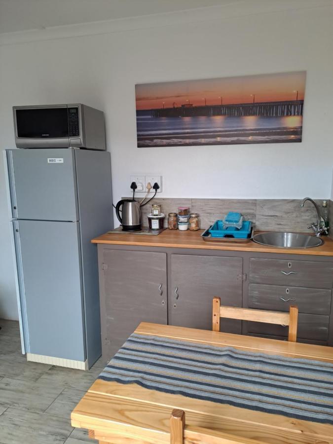 Apartament 74 Voortrekker Street Beaufort West Zewnętrze zdjęcie