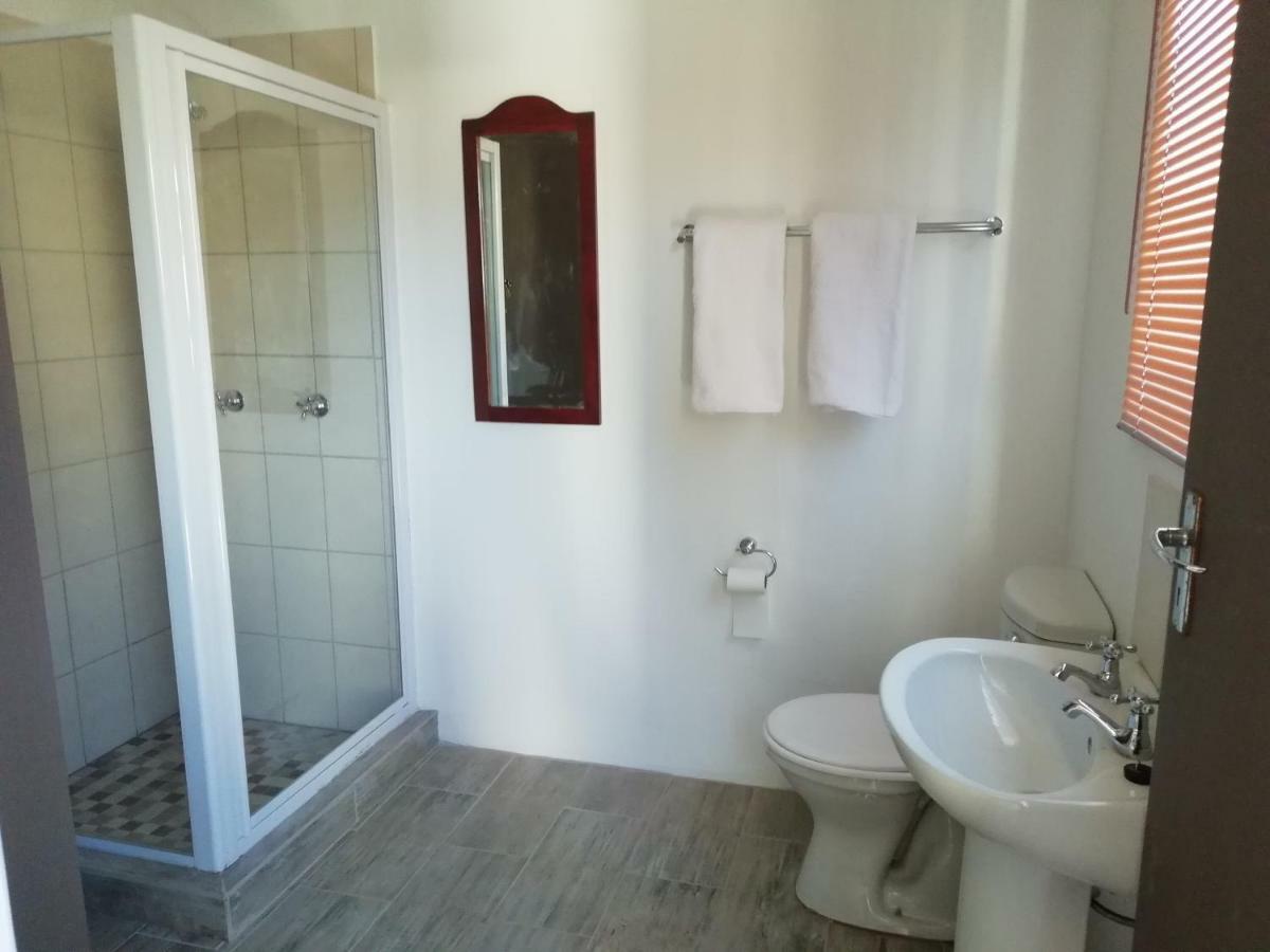 Apartament 74 Voortrekker Street Beaufort West Zewnętrze zdjęcie